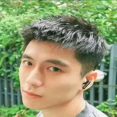 余伟梅